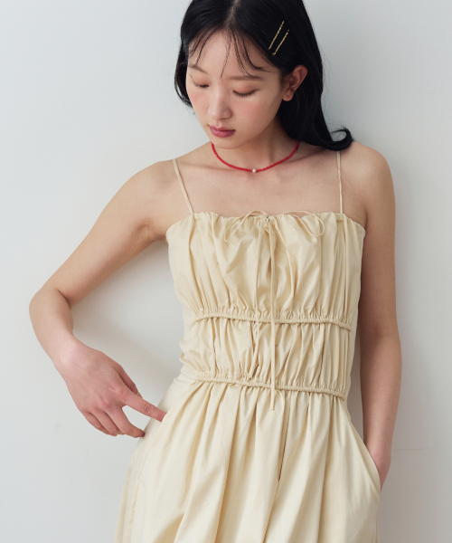 KNIZURE（ニジュール）の「ビスチェシャーリングロングドレス_バターイエロー（ワンピース・レディース・イエロー系その他・FREE）」の2枚目の写真