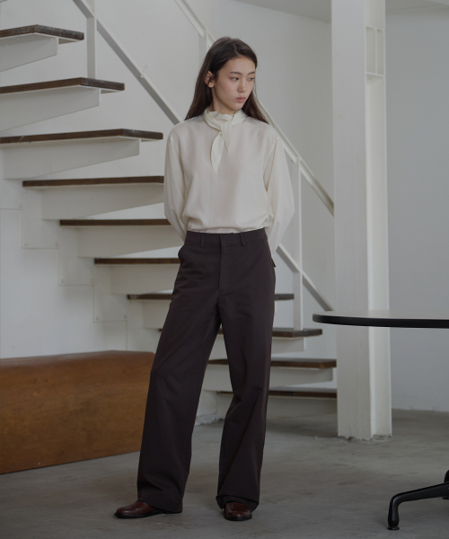 BUT'TON（ボッタン）の「Standard Fit Pants (Charcoal)（その他パンツ・レディース・その他・SMALL/MEDIUM）」の4枚目の写真