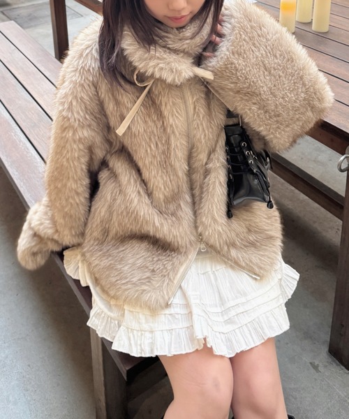 nemne store(ネンネストア)の「フェイクファーリボンブルゾン(その他アウター・レディース・ブラウン系/アイボリー・MEDIUM/SMALL)」の3枚目の写真