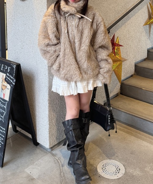 nemne store(ネンネストア)の「フェイクファーリボンブルゾン(その他アウター・レディース・ブラウン系/アイボリー・MEDIUM/SMALL)」の4枚目の写真