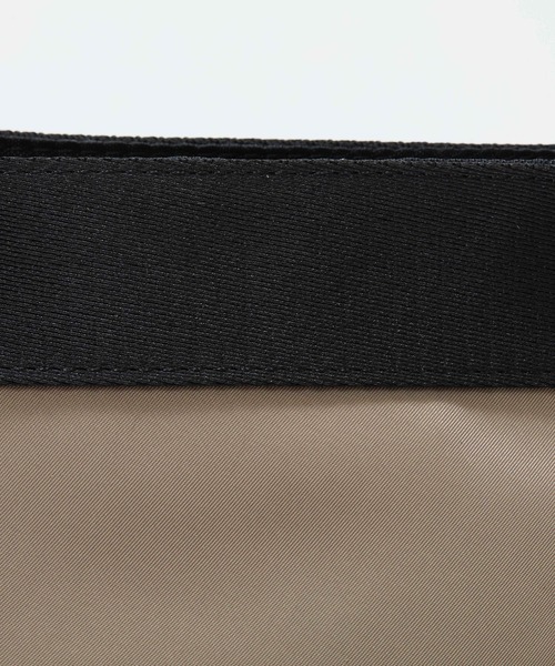 Breath TOPKAPI(ブレストプカピ)の「【Breath TOPKAPI sis】【WEB限定】ナイロン 舟形 ショルダーバッグ 軽量 / RIPPLE リプル(ショルダーバッグ・レディース・ライトベージュ/グレイッシュベージュ/ブラック・FREE)」の15枚目の写真
