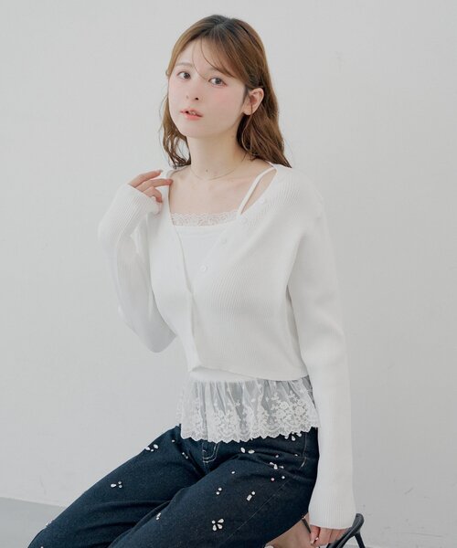 Chico（チコ）の「レイヤードフリルニットトップス（カーディガン/ボレロ・レディース・アイボリー/ピンクベージュ/ネイビー・FREE）」の4枚目の写真