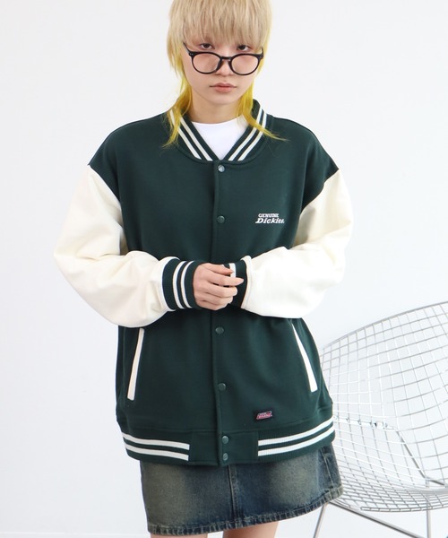 Dickies（ディッキーズ）の「【GENUINE DICKIES/ジェニュインディッキーズ】裏毛バック刺繍プリント エンブレムスタジャン（スタジャン・メンズ・スミクロ/ブルー/グリーン・XL/M/L）」の6枚目の写真