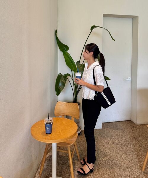 JINMANIA（ジンマニア）の「ハイウエストスパン裾カットブーツカットデニム（ブラック）（デニムパンツ・レディース・その他・S/M/L/XL）」の11枚目の写真
