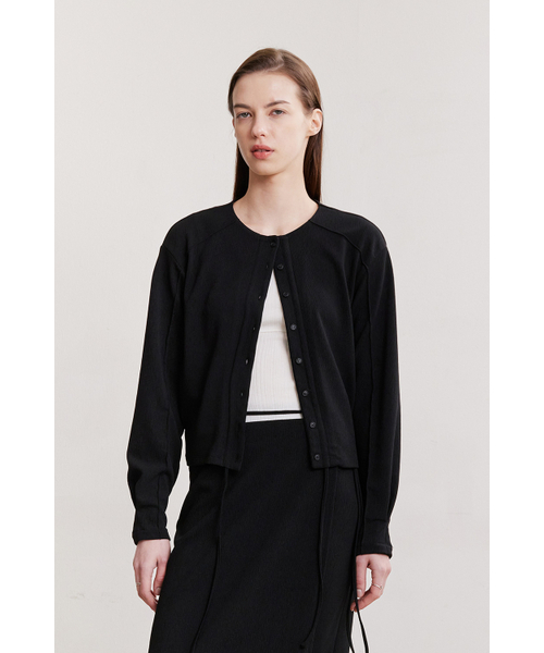 AFTERHOURS(アフターアワーズ)の「SHIRRING BUTTON CARDIGAN (BLACK)(カーディガン/ボレロ・レディース・その他・FREE)」の1枚目の写真