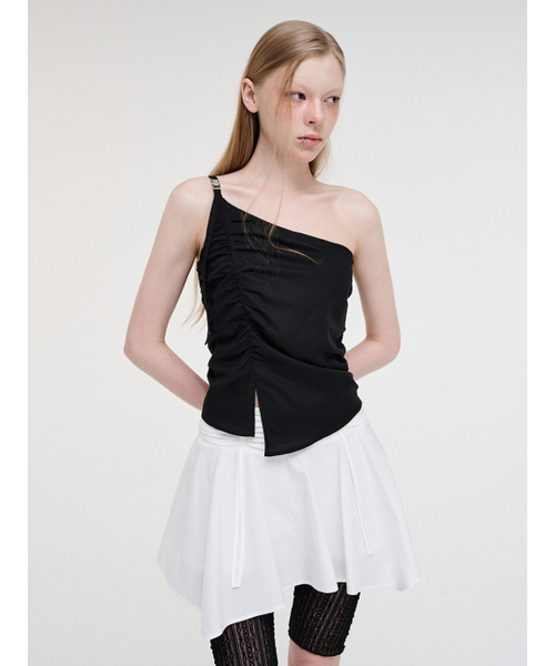 ETMON(エトモン)の「One Shoulder Buckle Blouse Black(スカート・レディース・その他・S/M)」の5枚目の写真
