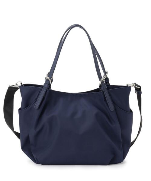 Reflect（リフレクト）の「【3WAY／しっかり収納／インナーバッグ入り／ショルダー付き】ナイロンバッグ（ショルダーバッグ・レディース・ネイビー/ブラウン系その他/サックスブルー・00）」の4枚目の写真