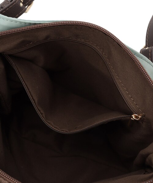 Reflect（リフレクト）の「【3WAY／しっかり収納／インナーバッグ入り／ショルダー付き】ナイロンバッグ（ショルダーバッグ・レディース・ネイビー/ブラウン系その他/サックスブルー・00）」の17枚目の写真