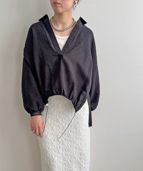 LHELBIE(レルビエ)の「ドロストスキッパーシャツ(シャツ/ブラウス・レディース・ブラック/ベージュ/オフホワイト・M)」の9枚目の写真