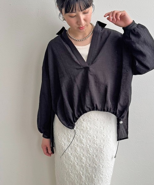 LHELBIE(レルビエ)の「ドロストスキッパーシャツ(シャツ/ブラウス・レディース・ブラック/ベージュ/オフホワイト・M)」の10枚目の写真