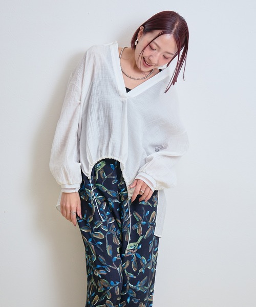 LHELBIE(レルビエ)の「ドロストスキッパーシャツ(シャツ/ブラウス・レディース・ブラック/ベージュ/オフホワイト・M)」の6枚目の写真