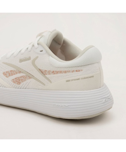 Reebok(リーボック)の「DMX コンフォート プラス 2.0 / DMX COMFORT + 2.0(スニーカー・レディース・ホワイト・25.5cm/25.0cm/24.0cm/24.5cm/23.5cm/23.0cm/22.5cm/26.0cm)」の5枚目の写真