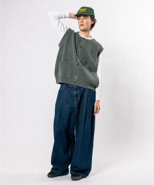 Elanque(エランク)の「short length knit vest / ショート丈ニットベスト(ニット/セーター・メンズ・チャコールグレー/ブルー系その他・MEDIUM/LARGE)」の10枚目の写真