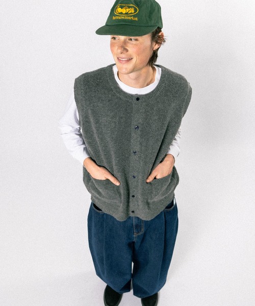 Elanque(エランク)の「short length knit vest / ショート丈ニットベスト(ニット/セーター・メンズ・チャコールグレー/ブルー系その他・MEDIUM/LARGE)」の5枚目の写真