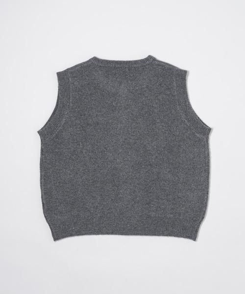 Elanque(エランク)の「short length knit vest / ショート丈ニットベスト(ニット/セーター・メンズ・チャコールグレー/ブルー系その他・MEDIUM/LARGE)」の18枚目の写真