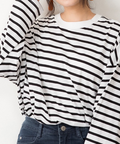aity(アイティ)の「M-5L オーバーサイズ ボーダーロンT 夏服(Tシャツ/カットソー・レディース・ブルー/杢グレー/ブラック・LL~3L/M~L/4L~5L)」の2枚目の写真