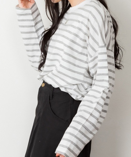 aity(アイティ)の「M-5L オーバーサイズ ボーダーロンT 夏服(Tシャツ/カットソー・レディース・ブルー/杢グレー/ブラック・LL~3L/M~L/4L~5L)」の15枚目の写真