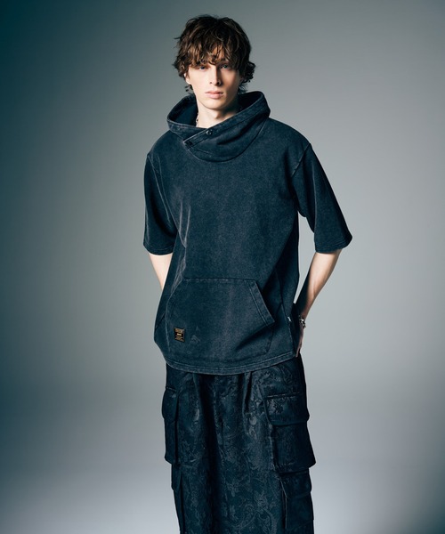 glamb(グラム)の「Aged Pile Hoodie / エイジドパイルフーディ(パーカー・メンズ・ブラック/ネイビー・S/M/L)」の7枚目の写真