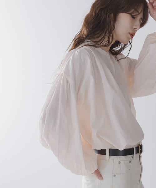 URBAN RESEARCH Sonny Label（アーバンリサーチサニーレーベル）の「エアリーコットンタックボリュームブラウス（シャツ/ブラウス・レディース・ミント/ピンク/オフホワイト・FREE）」の5枚目の写真
