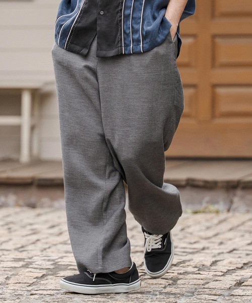 CAMBIO(カンビオ)の「mp14683-Crepe Wide Straight Pants ワイドストレートパンツ (CAM26SS-021)(その他パンツ・メンズ・ブラック/ホワイト/チャコール・L/M/S)」の1枚目の写真