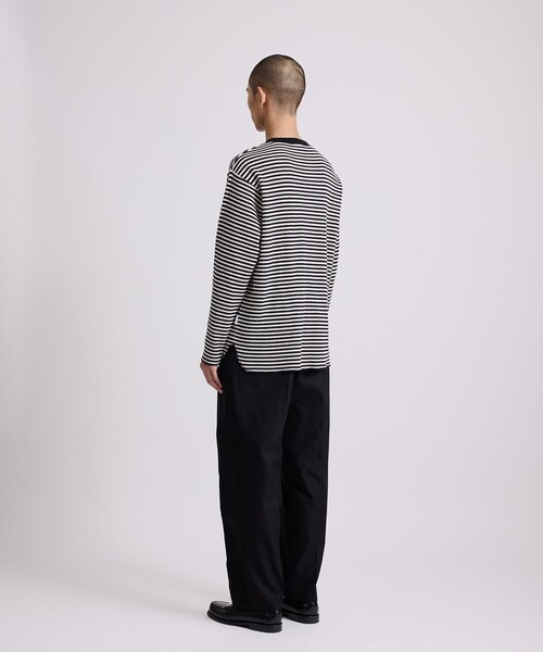 Saturdays NYC（サタデーズ ニューヨークシティ ）の「Robert P. Miller x Saturdays NYC CVC BD LS（Tシャツ/カットソー・メンズ・ワイン/チャコールグレー/ホワイト・L/XL/M）」の21枚目の写真