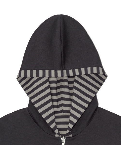 THECOLDESTMOMENT（ザコールデストモーメント）の「TCM reversible stripe hooded zip-up (charcoal)（パーカー・レディース・その他・SMALL/MEDIUM/LARGE）」の8枚目の写真