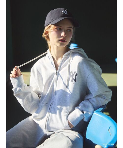 Ungrid(アングリッド)の「【MLB × New Era × Ungrid】ロゴキャップ(キャップ・レディース・ベージュ/ネイビー/ブラウン・FREE)」の5枚目の写真