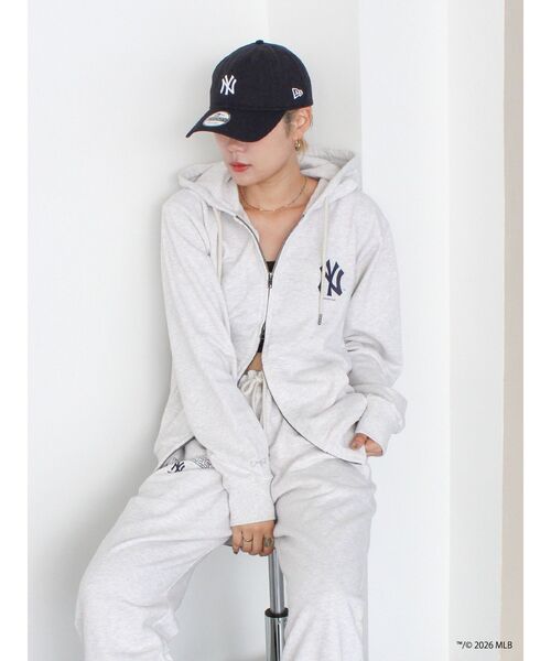 Ungrid(アングリッド)の「【MLB × New Era × Ungrid】ロゴキャップ(キャップ・レディース・ベージュ/ネイビー/ブラウン・FREE)」の20枚目の写真