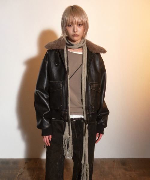 PORTERNA(ポルテナ)の「CINCH BACK CURVED JEANS-DARK BROWN(デニムパンツ・レディース・その他・MEDIUM/SMALL)」の10枚目の写真