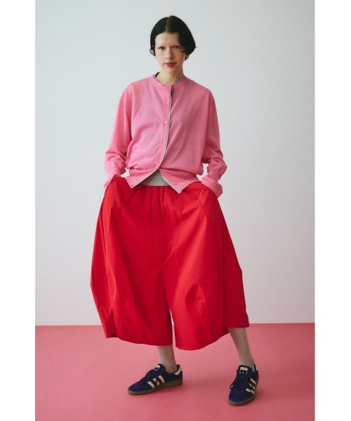 HeRIN.CYE（ヘリンドットサイ）の「Volume balloon pants　　ボリュームバルーンパンツ（その他パンツ・レディース・レッド/ブルー/オフホワイト/ブラック・FREE）」の4枚目の写真