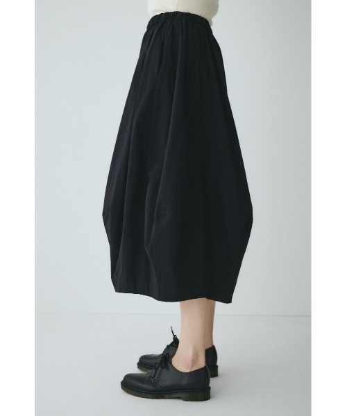 HeRIN.CYE（ヘリンドットサイ）の「Volume balloon pants　　ボリュームバルーンパンツ（その他パンツ・レディース・レッド/ブルー/オフホワイト/ブラック・FREE）」の9枚目の写真