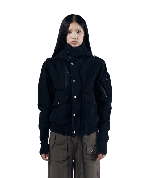 AAKAM(アーカム)の「Nova Combat Jacket (Black)(ミリタリージャケット・レディース・その他・1/2)」の4枚目の写真