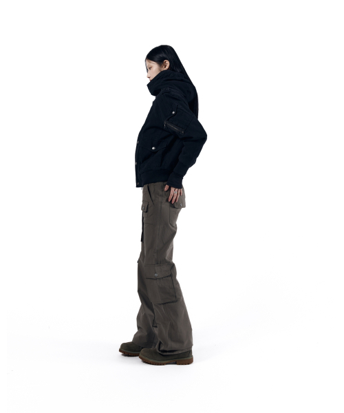 AAKAM(アーカム)の「Nova Combat Jacket (Black)(ミリタリージャケット・レディース・その他・1/2)」の6枚目の写真