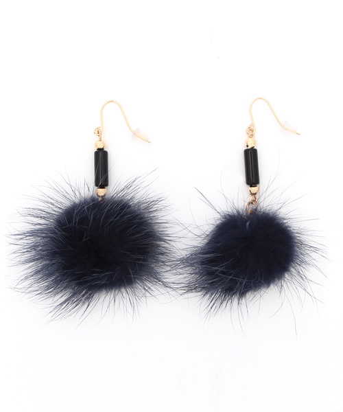 PLAIN CLOTHING（プレーンクロージング）の「【PLAIN CLOTHING】ファーピアス（ピアス（両耳用）・レディース・ブラック/ボルドー/ネイビー・FREE）」の8枚目の写真