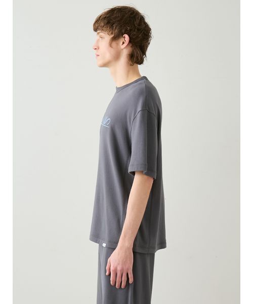 gelato pique（ジェラートピケ）の「【HOMME】裏パイルワンポイントロゴTシャツ（ルームウェア/パジャマ・メンズ・ダークグレー/ピンク/ブルー・L/M）」の11枚目の写真
