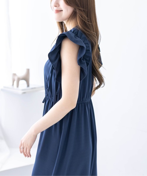 CLEAR BASIC（クリアベーシック）の「リボン付きフリルノースリーブワンピース（ワンピース・レディース・ネイビー/ブラック・PF/F）」の7枚目の写真
