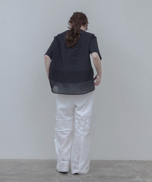 Eimee Law（エイミーロウ）の「配色ステッチレイヤードトップス（Tシャツ/カットソー・レディース・オフホワイト/ブラック・FREE）」の11枚目の写真