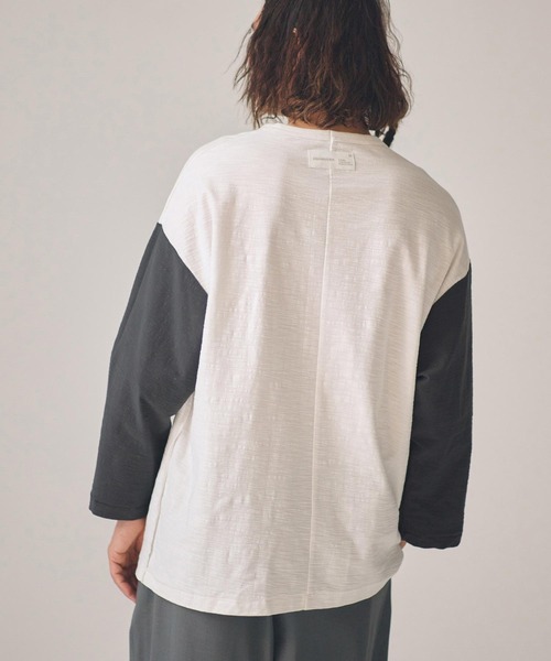 ADAM PATEK(アダムパテック)の「ADAMPATEK/slub reversible two-tone 3/4 T/スラブ天竺リバーシブル七分Tシャツ(Tシャツ/カットソー・メンズ・ホワイト×グリーン/ホワイト×グレー・1/2)」の17枚目の写真