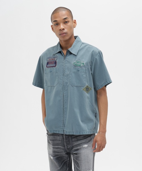AVIREX（アヴィレックス）の「《A.A.R.C》FADED PATCHED S/S ZIP WORK SHIRT / フェイド パッチ ジップ ワークシャツ / AVIREX / アヴィレックス（シャツ/ブラウス・メンズ・ブルーグレー/サンドベージュ/チャコール/レッド・XX-LARGE/X-LARGE/LARGE/MEDIUM）」の5枚目の写真