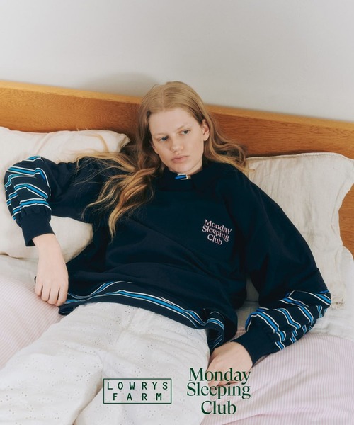 LOWRYS FARM(ローリーズファーム)の「Monday Sleeping Club プ リントSST 661563(Tシャツ/カットソー・レディース・ネイビー/ホワイト/ブルー・LARGE/MEDIUM)」の2枚目の写真