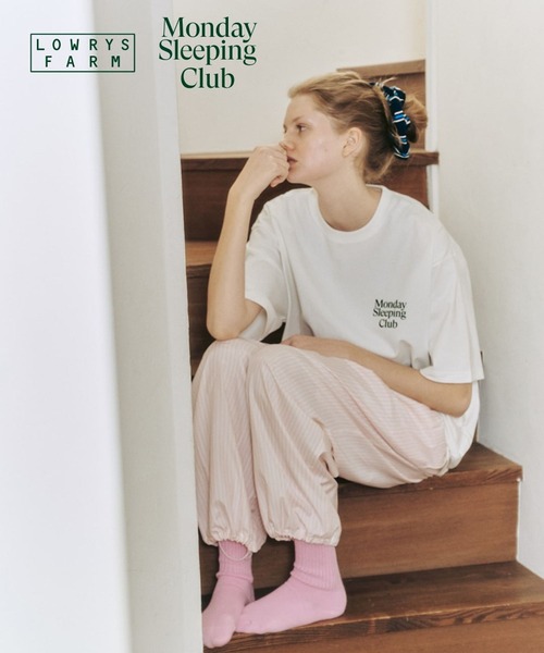LOWRYS FARM(ローリーズファーム)の「Monday Sleeping Club プ リントSST 661563(Tシャツ/カットソー・レディース・ネイビー/ホワイト/ブルー・LARGE/MEDIUM)」の7枚目の写真