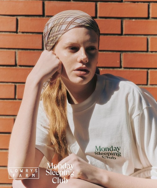 LOWRYS FARM(ローリーズファーム)の「Monday Sleeping Club プ リントSST 661563(Tシャツ/カットソー・レディース・ネイビー/ホワイト/ブルー・LARGE/MEDIUM)」の9枚目の写真