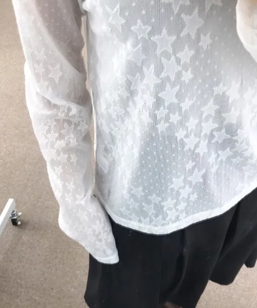 Teem Store(チームストア)の「【冷房・UV対策】星柄シアーレーストップス シアーロンT レイヤード(Tシャツ/カットソー・レディース・ブラック/ホワイト・F)」の13枚目の写真