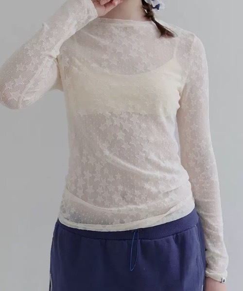 Teem Store(チームストア)の「【冷房・UV対策】星柄シアーレーストップス シアーロンT レイヤード(Tシャツ/カットソー・レディース・ブラック/ホワイト・F)」の14枚目の写真