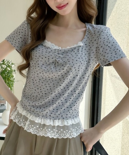Ada.(エイダ)の「小花柄 フロントギャザー 裾レース カットソー(Tシャツ/カットソー・レディース・グレー/アイボリー/イエロー・FREE)」の11枚目の写真