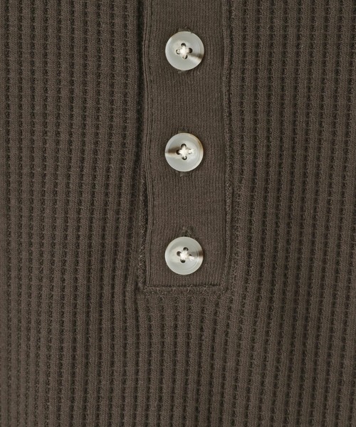 LOWRYS FARM(ローリーズファーム)の「【LFM(U)】ワッフルヘンリーネックTSS 667847(Tシャツ/カットソー・メンズ・ブラウン/ブラック/ホワイト・MEDIUM/LARGE)」の13枚目の写真