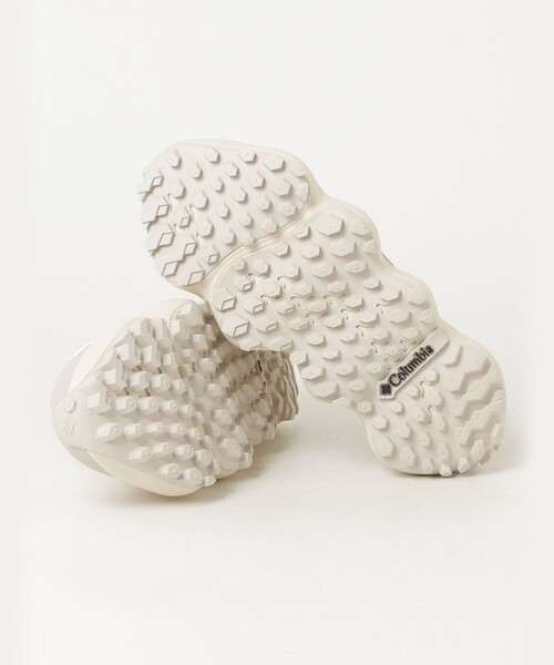 fredy emue（フレディエミュ）の「【Columbia/コロンビア】スライブ リバイブ シャンダル（サンダル・レディース・ブラック/アイボリー・24/23）」の4枚目の写真