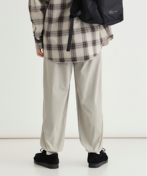 CAMP7(キャンプセブン)の「【CAMP7】アクティブジョガーパンツ (接触冷感 / 耐久撥水 / 耐摩耗)(その他パンツ・メンズ・ベージュ/ダークグレー/ブラック・S/M/L/XL)」の6枚目の写真