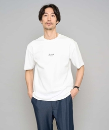 a.v.v（アーヴェヴェ）の「【イージーケア/洗濯機で洗える/速乾/毛玉になりにくい/接触冷感】ミニロゴプリントセミワイドシルエットカットソー（Tシャツ/カットソー）」