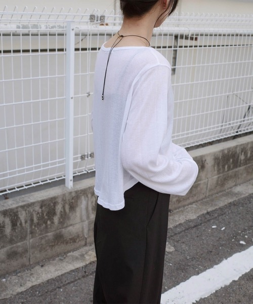 ISOOK(アイスー)の「シアーリブショートカーディガン(eri. select) / シアートップス 薄手 春 短丈 クロップド丈 重ね着 レイヤード(カーディガン/ボレロ・レディース・ホワイト/グレー・FREE)」の7枚目の写真